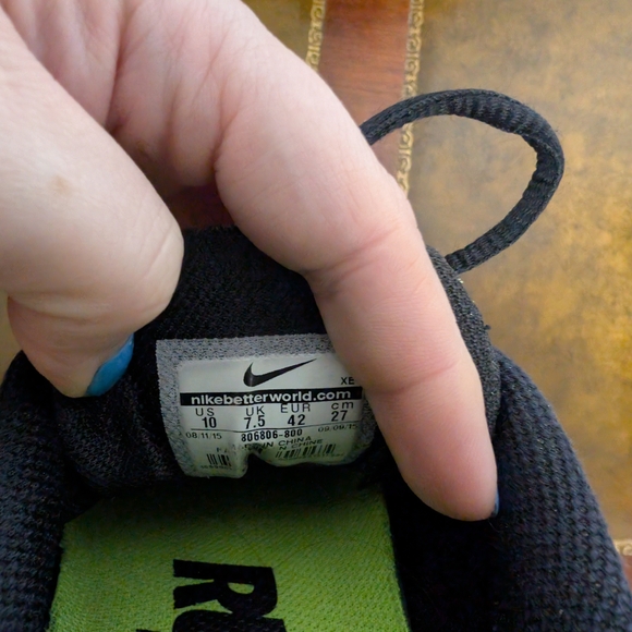 Nike Black and Lime Green Sneakers - Picture 5 of 5